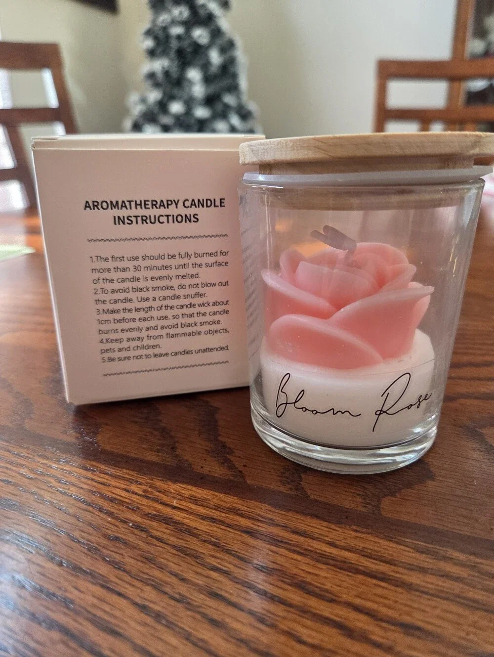 Love Story C Candle Blossom Rose with Wooden Lid